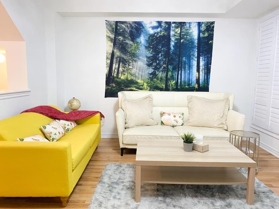 Elegant Rooms In Shared Townhouse Next To Beach Whitby Exterior photo
